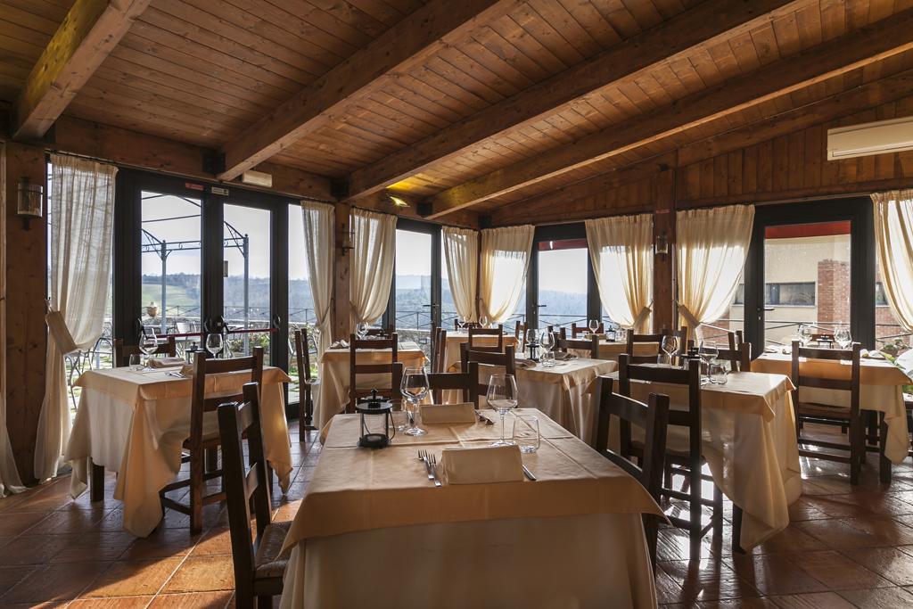 Hotel Il Conte Matto Trequanda Esterno foto